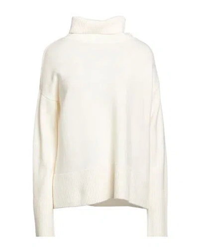 Wild Cashmere Woman Turtleneck Off White Size 6 Wool, Cashmere