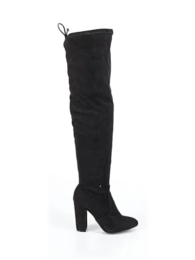 Pre-owned Wild Diva Boots In Black