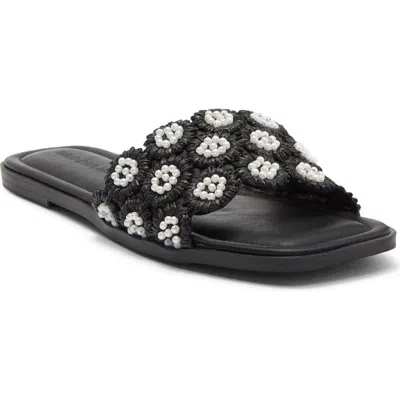 Wild Diva Lounge Tavo Slide Sandal In Black