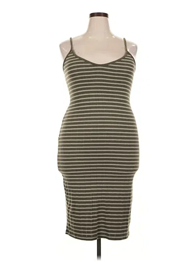 Pre-owned Wild Fable Casual Dress In Green