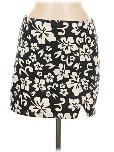 Pre-owned Wild Fable Casual Skirt In Ivory