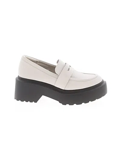 Pre-owned Wild Fable Flats In White