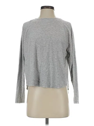 Pre-owned Wild Fable Long Sleeve T-shirt In Gray