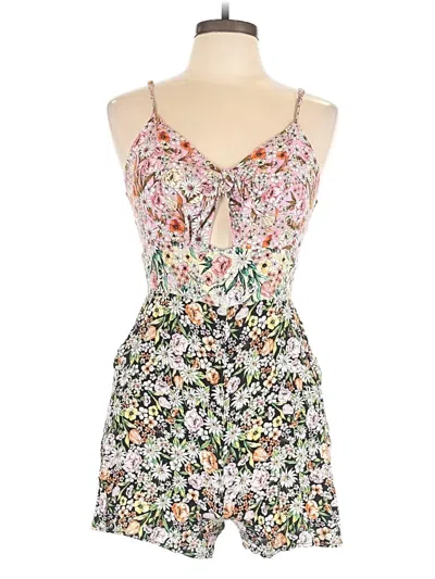 Pre-owned Wild Fable Romper In White
