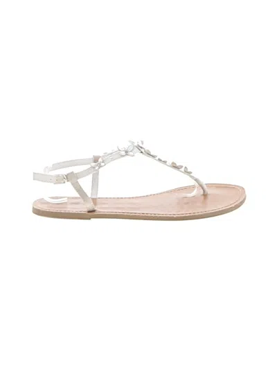 Pre-owned Wild Pair Sandals In White