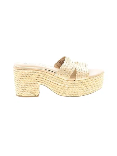 Pre-owned Wild Pair Wedges In Ivory