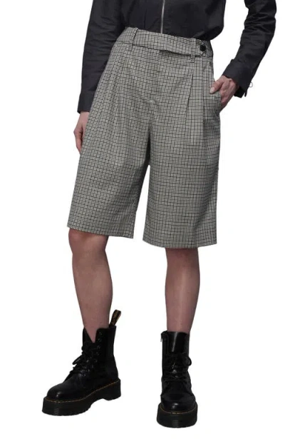 Wildfang Plus The Empower Wide Leg Short In Gray