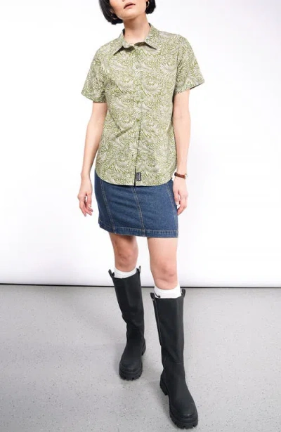 Wildfang The Essential Button Up In Garland Moss Green/stone