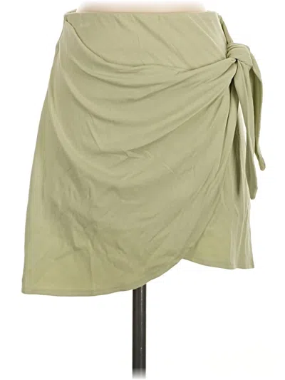 Pre-owned Wilfred Casual Skirt In Green