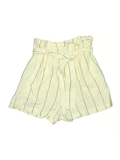 Pre-owned Wilfred Shorts In White