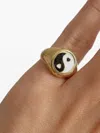 Wilhelmina Garcia Yin-yang Signet Ring In Gold