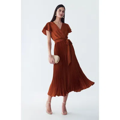 Willa Faye Midi Dress In Brown