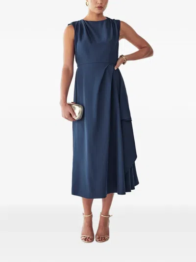 Willa Giselle Sleeveless Midi Dress In Blue