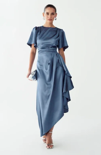 Willa Narissa Midi Dress In Blue