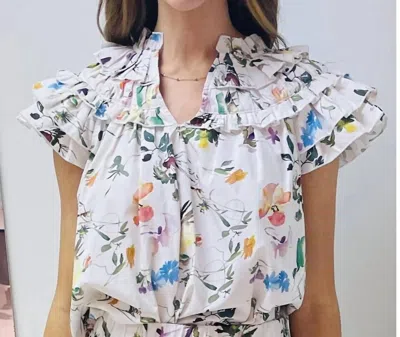 Willa Story Floral Top In Multi In White
