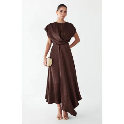 Willa Veronica Dress In Brown