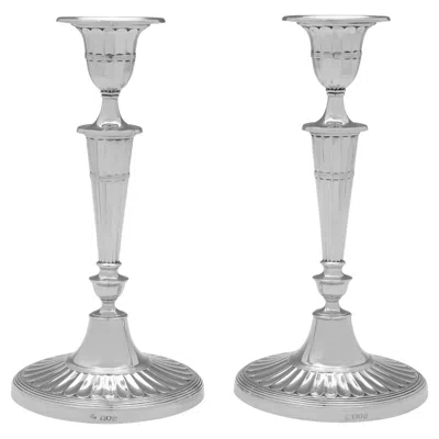 Pre-owned William Hutton & Sons Pair Of Oval Antique Sterling Silver Candlesticks Made In London In 1910
