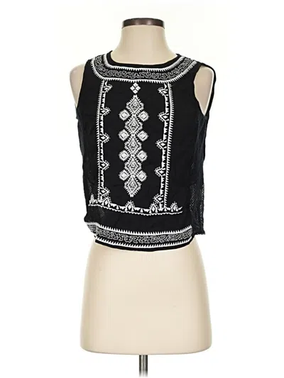 Pre-owned Willow & Clay Tank Top Black Halter Neckline Tops