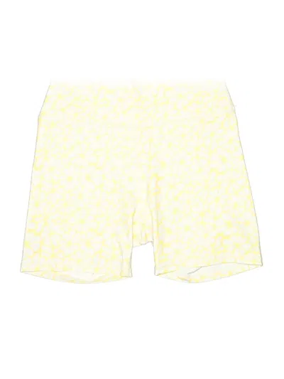 Pre-owned Wilo Shorts In Yellow