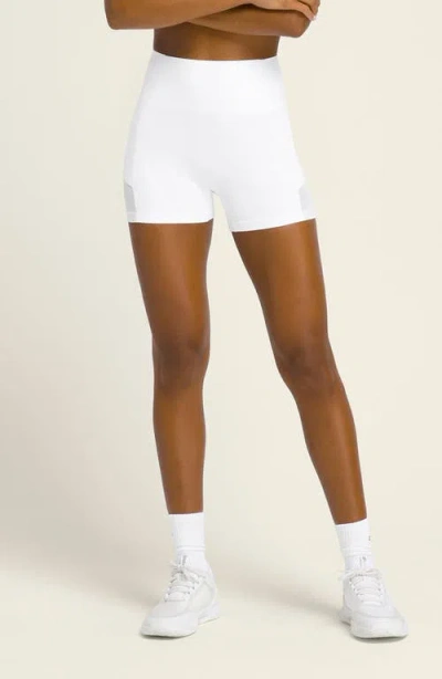 Wilson Baseline Ball Shorts In White