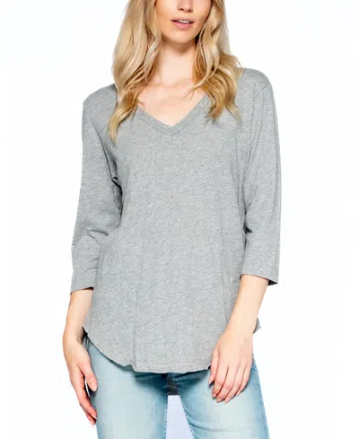 Wilt Clothing 3/4 Sleeve V-neck Shirttail T W/ Raw Hem Top In Gray