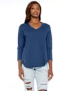 Wilt Clothing 3/4 Sleeve V-neck Shirttail T W/ Raw Hem Top In Multi