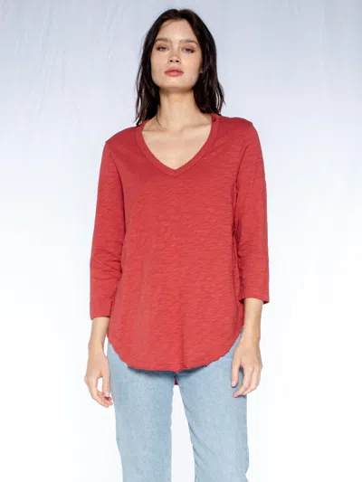 Wilt Clothing 3/4 Sleeve V-neck Shirttail T W/ Raw Hem Top In Red