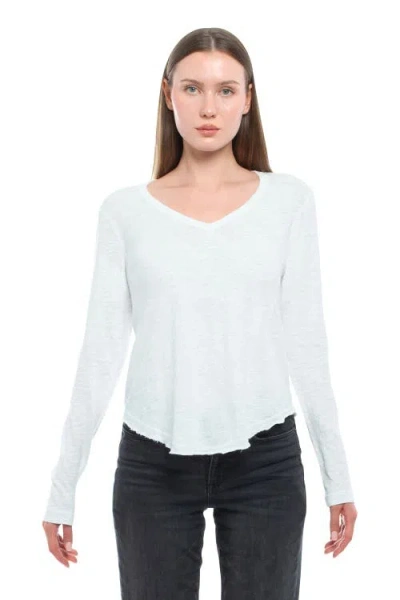 Wilt Clothing Long Sleeve V-neck With Raw Hem Shirttail In White