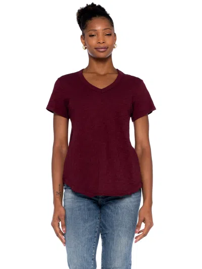 Wilt Clothing S/s Shrunken V-nk Shirttail Top W/raw Hem In Burgundy