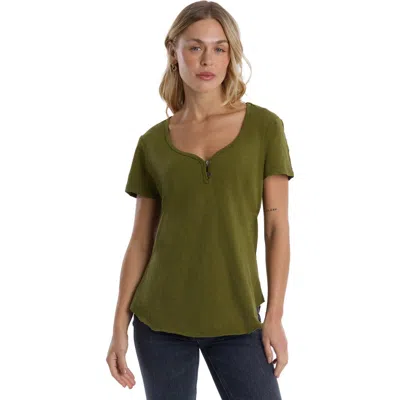 Wilt V-neck Henley Short Sleeve Tee In Brown