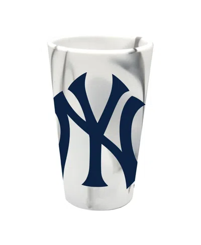Wincraft New York Yankees 16oz. Fashion Silicone Pint Glass In Silver