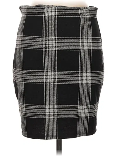 Pre-owned Windsor Casual Skirt In Black