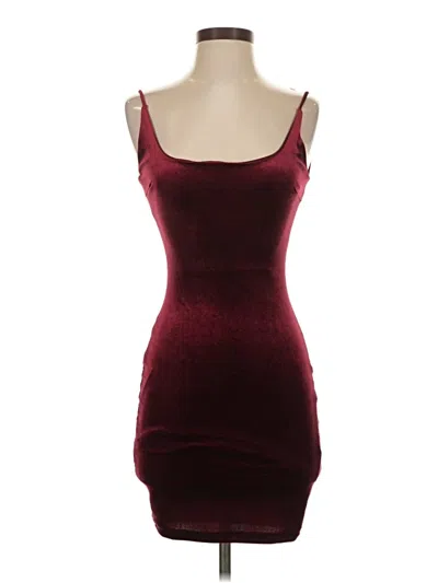Pre-owned Windsor Cocktail Dress In Burgundy
