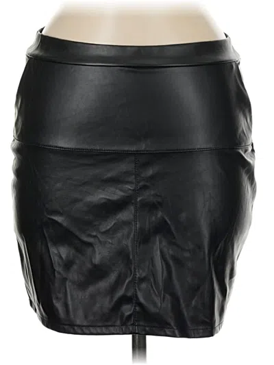 Pre-owned Windsor Faux Leather Skirt In Black