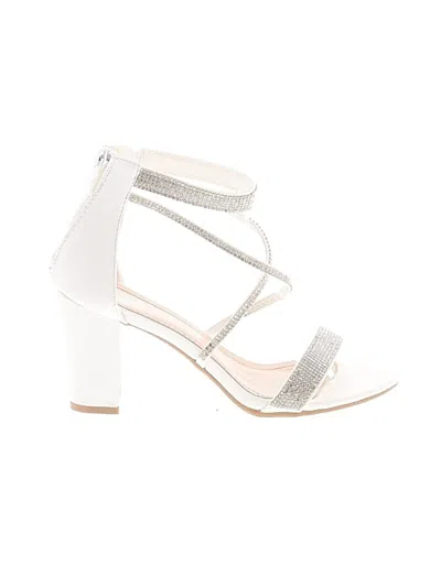 Pre-owned Windsor Sandals In White