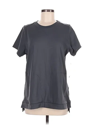 Pre-owned Wink Active T-shirt In Gray
