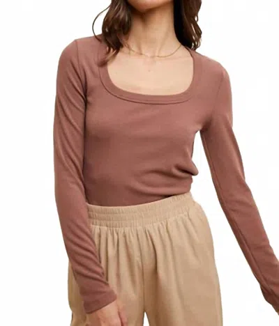 Wishlist Scoop Neck Fitted Ribbed Knit Top In Red Bean In Multi