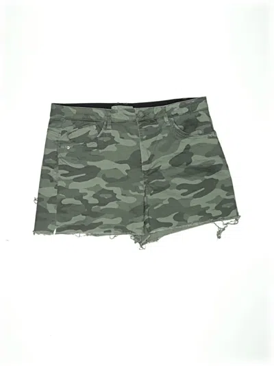 Pre-owned Wit & Wisdom Shorts In Green