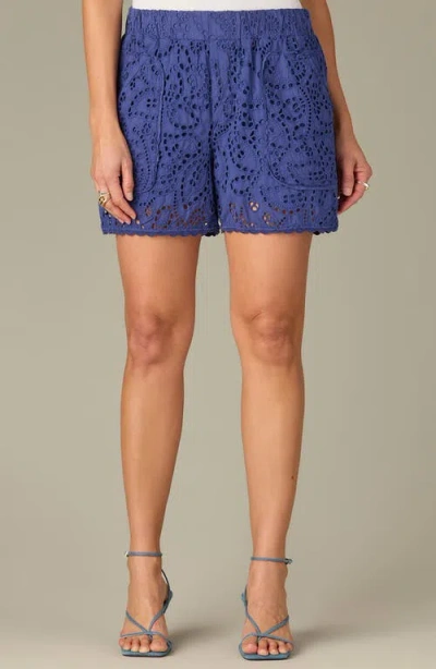 Wit & Wisdom Skyrise Cotton Eyelet Glider Shorts In Blue
