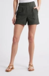 Wit & Wisdom Skyrise Patch Pocket Shorts In Green