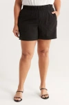 Wit & Wisdom Skyrise Patch Pocket Shorts In Black
