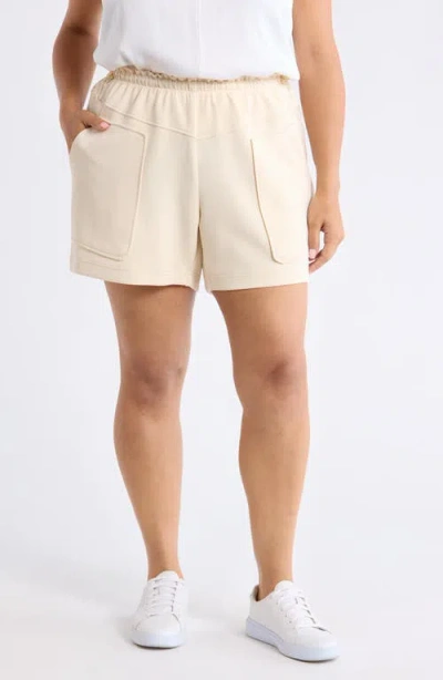 Wit & Wisdom Skyrise Shorts With V-yoke In Neutral