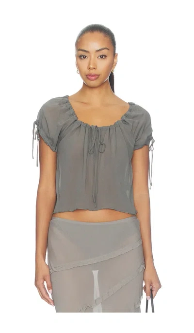 With Jean Gia Top In Gray