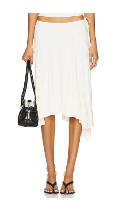 With Jean Sharni Skirt In White