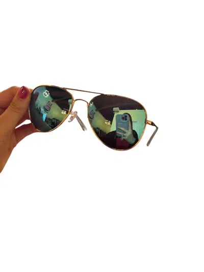 Wmp Eyewear Women's Ellis Sunglasses In Gold Frame/black Mirrored Lens In Multi