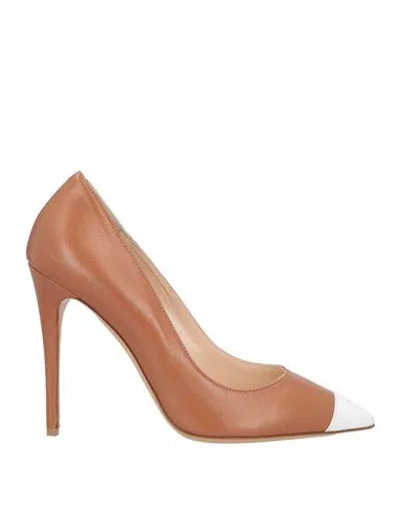 Wo Milano Woman Pumps Camel Size 8 Leather In Beige