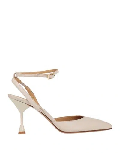 Wo Milano Woman Pumps Ivory Size 11 Leather In White