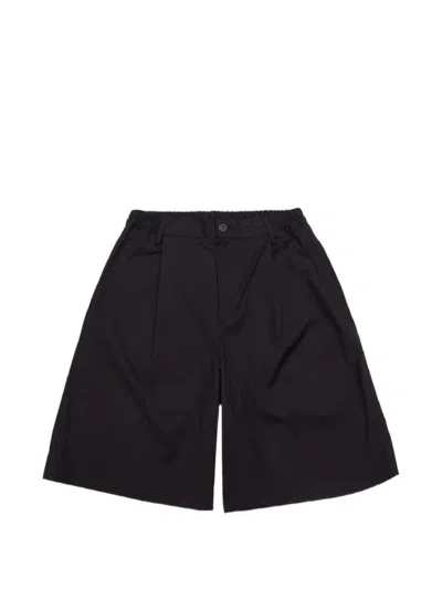 Woc Algeri Pleated Shorts In Black