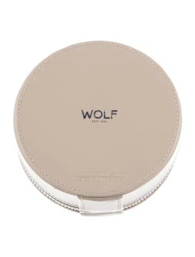 Pre-owned Wolf Round Leather Jewelry Zip Case In Neutral