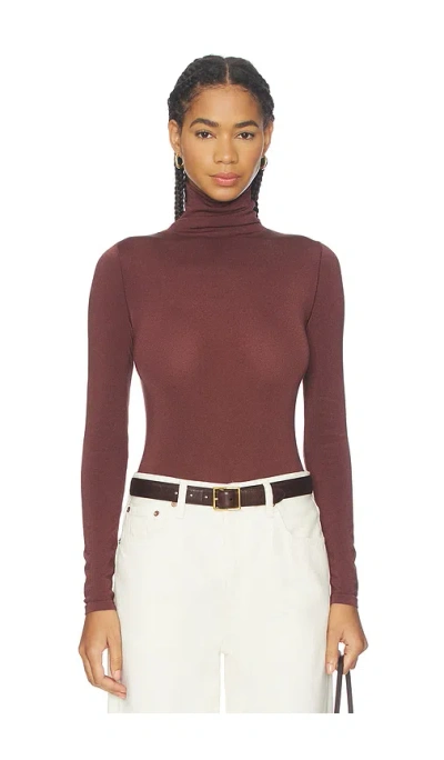 Wolford Colorado Ç»†ç»³è¿žä½“è¡£ Â€“ Çº¢è¤�è‰². Å°ºç � S (also Â€“ Xs, M, L). In Brown